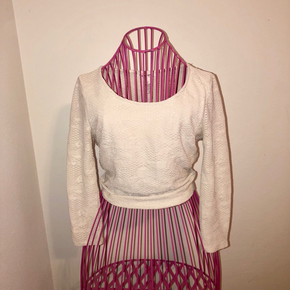 White Lace Crop Top Long Sleeve